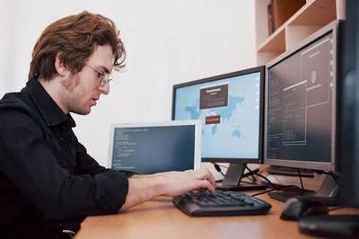 在歐亞，等風(fēng)也等你——編程世界的相遇